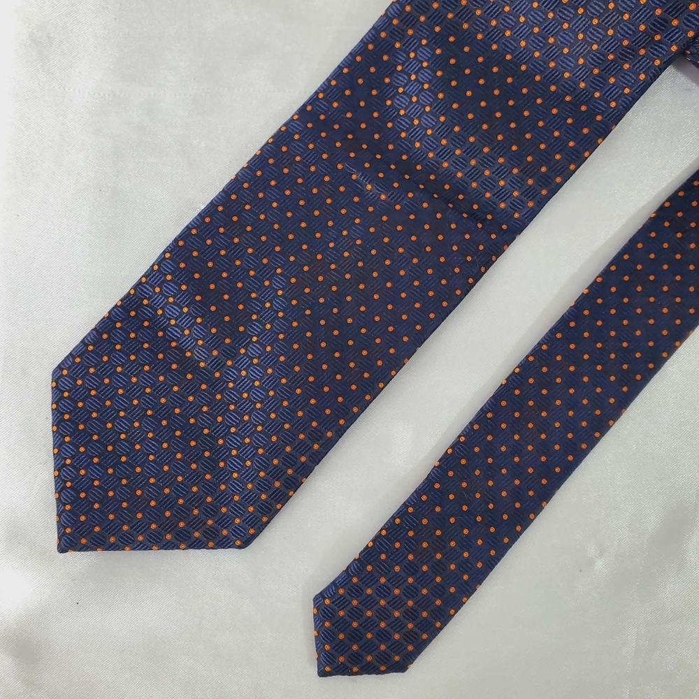 IZAK 100% Silk Tie  Blue and Orange Patterned Tie